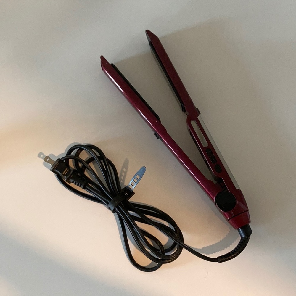 Hair straightener - Infiniti Pro by CONAIR